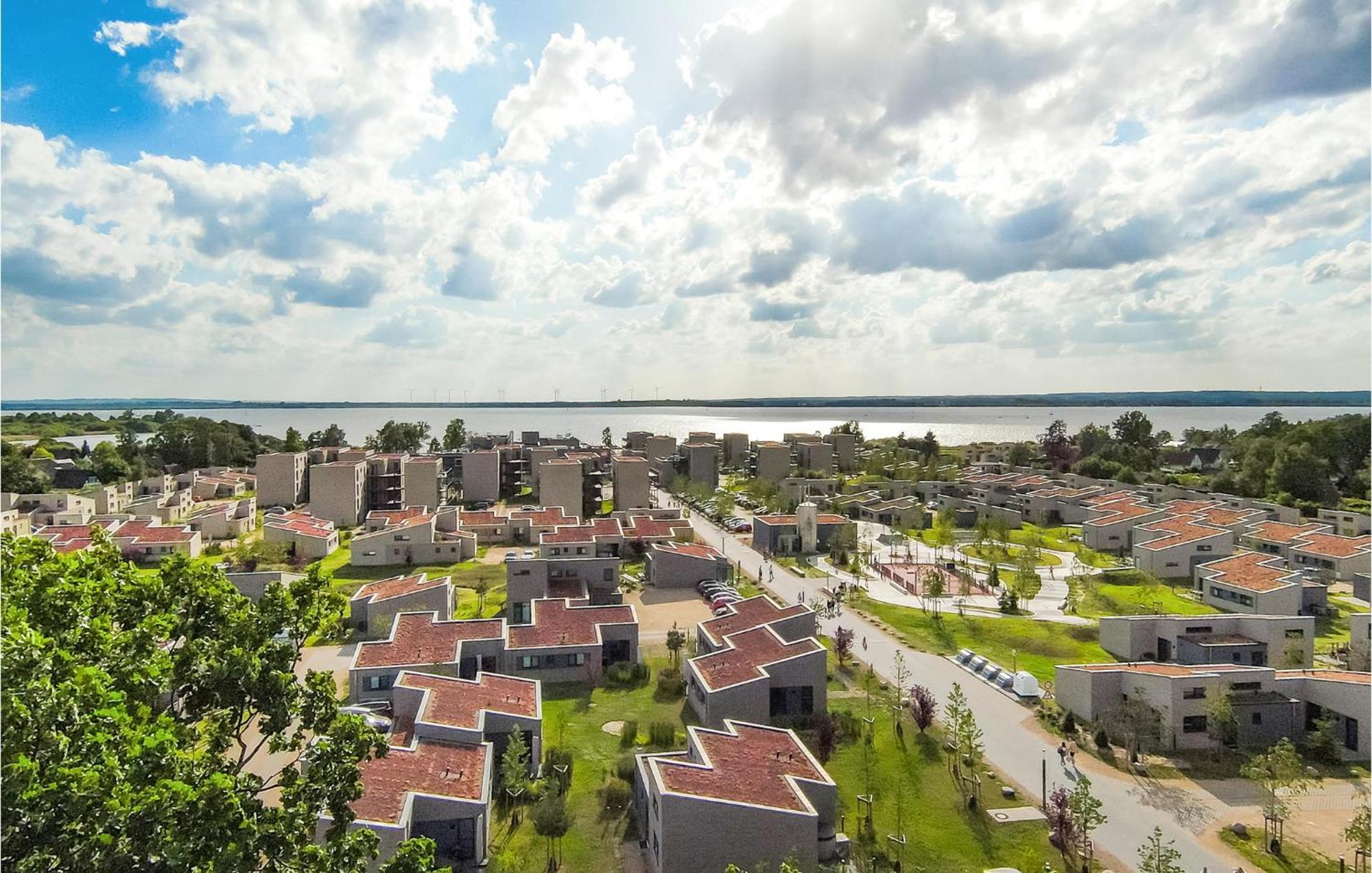 Amazing Apartment In Lembruch-Duemmer See Exteriör bild