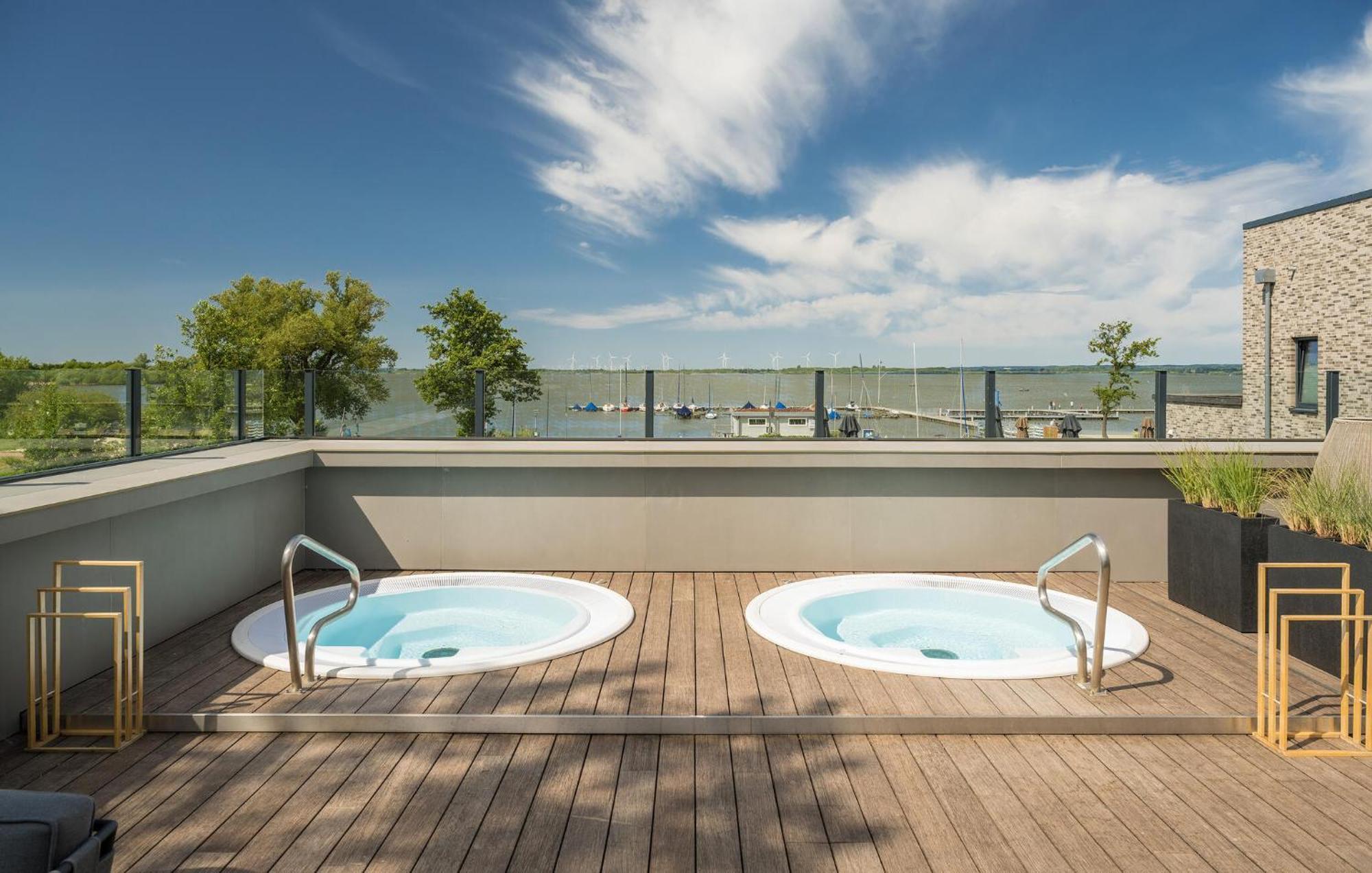 Amazing Apartment In Lembruch-Duemmer See Exteriör bild